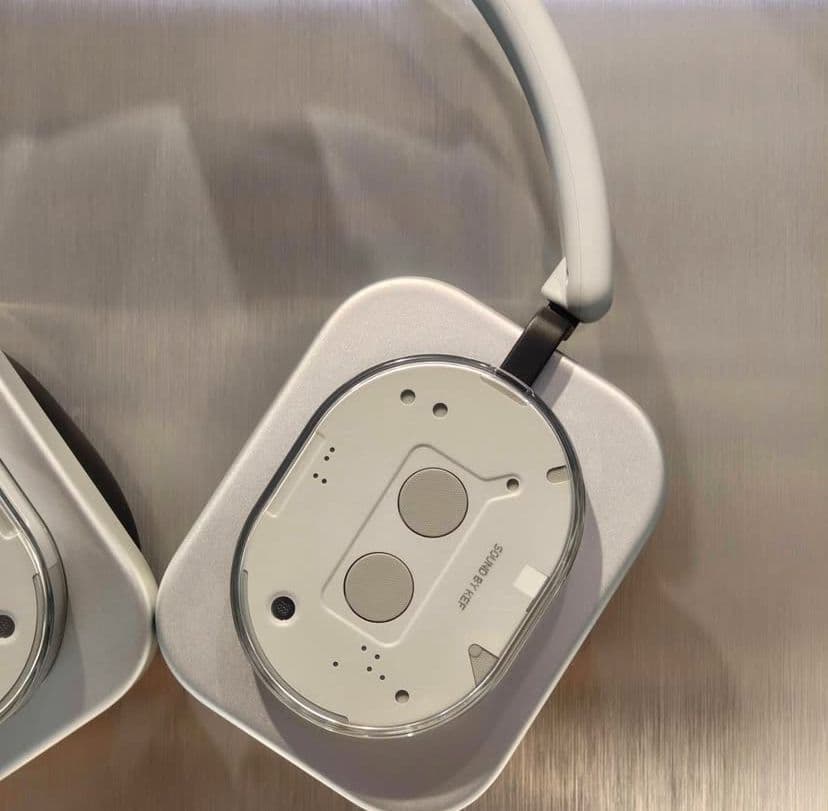 nothing headphone 1 white