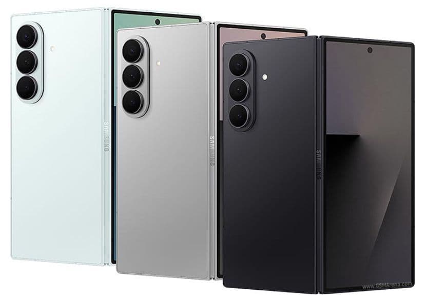 Galaxy Z Fold 7 in Grey and Shadow black
